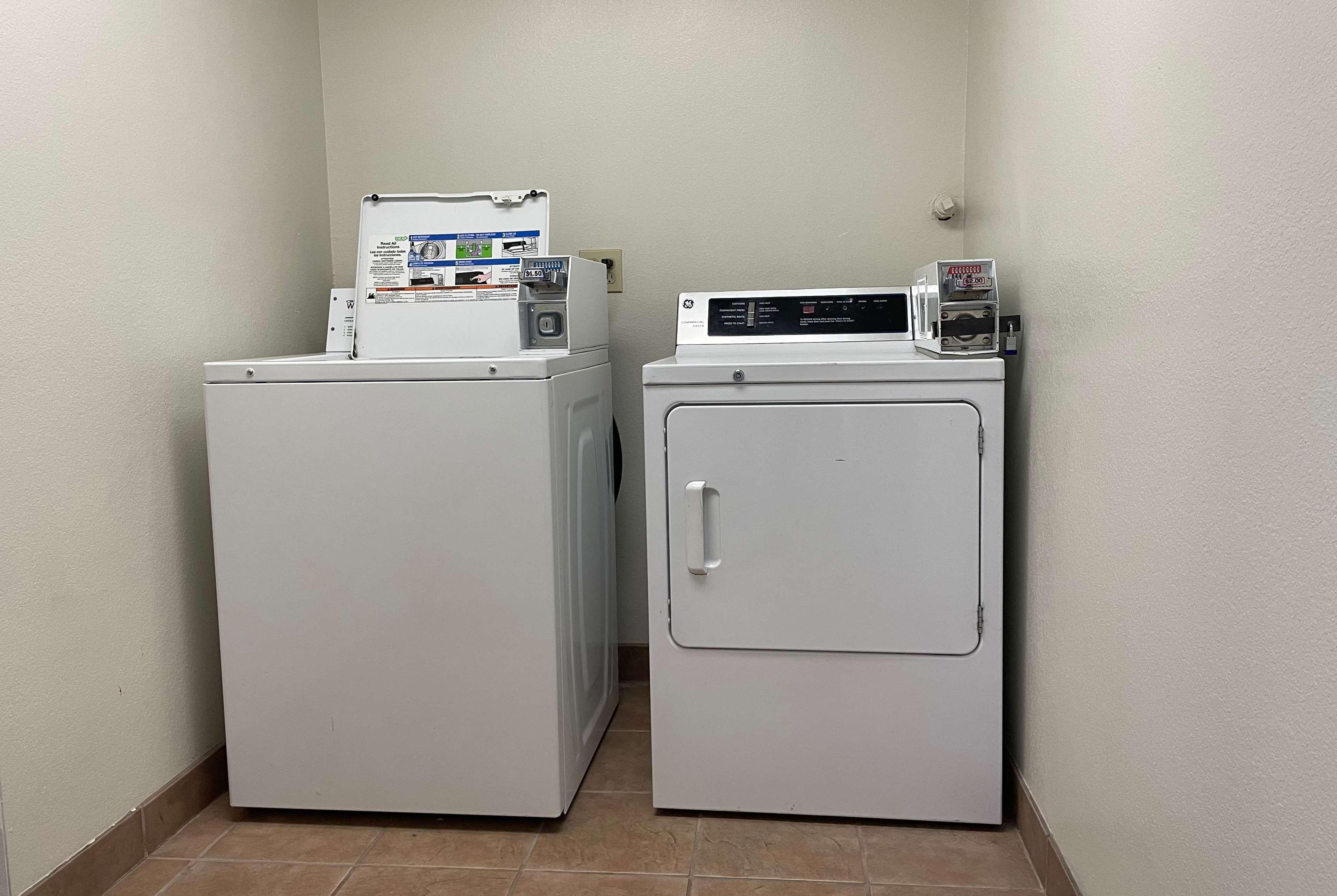 Super 8 By Wyndham Amarillo Central Tx Ngoại thất bức ảnh